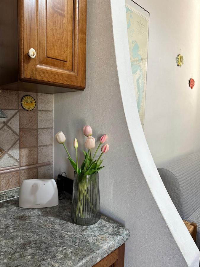 Crock House Villa Funtana Meiga Kültér fotó