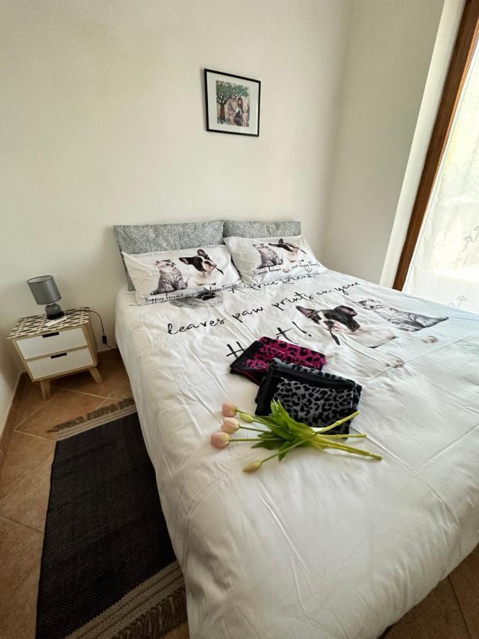 Crock House Villa Funtana Meiga Kültér fotó